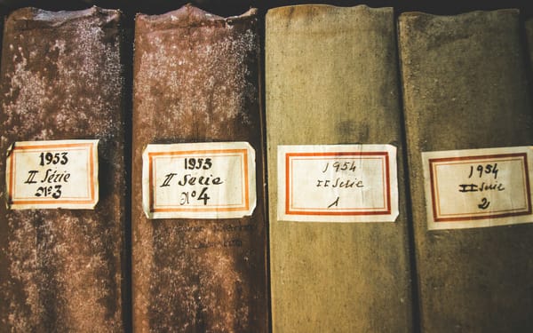 « câgnards d’Matihe-reu » & « minous d’guéyins »